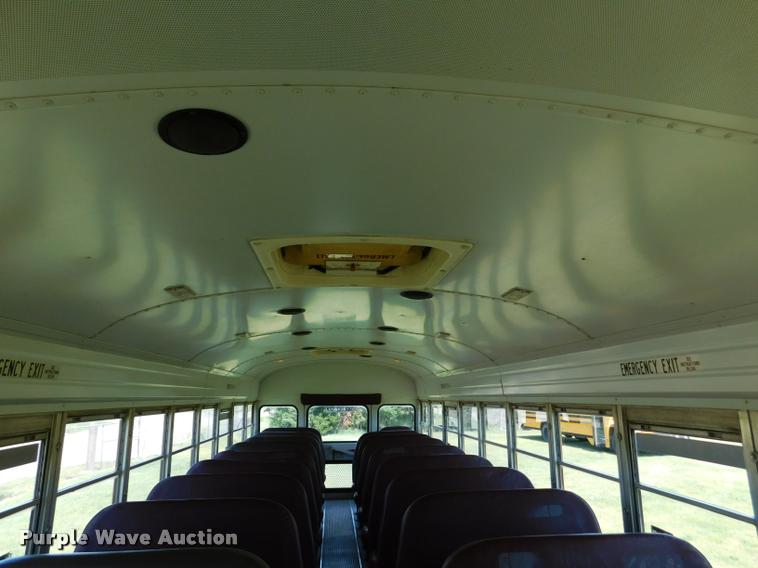 image for item DB9422 2002 Chevrolet B7 Blue Bird school bus