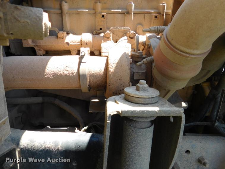 image for item DB9422 2002 Chevrolet B7 Blue Bird school bus