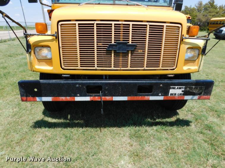 image for item DB9422 2002 Chevrolet B7 Blue Bird school bus