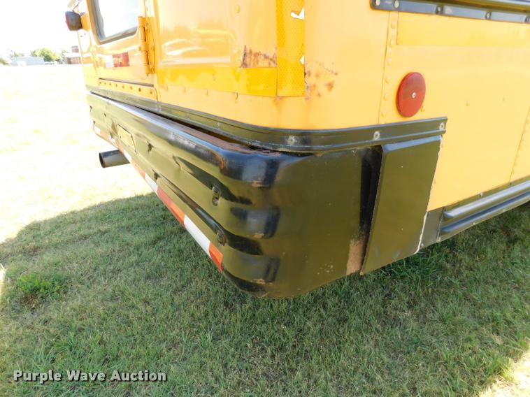 image for item DB9422 2002 Chevrolet B7 Blue Bird school bus