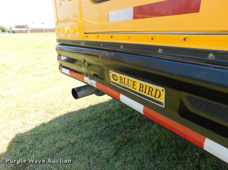 image for item DB9422 2002 Chevrolet B7 Blue Bird school bus