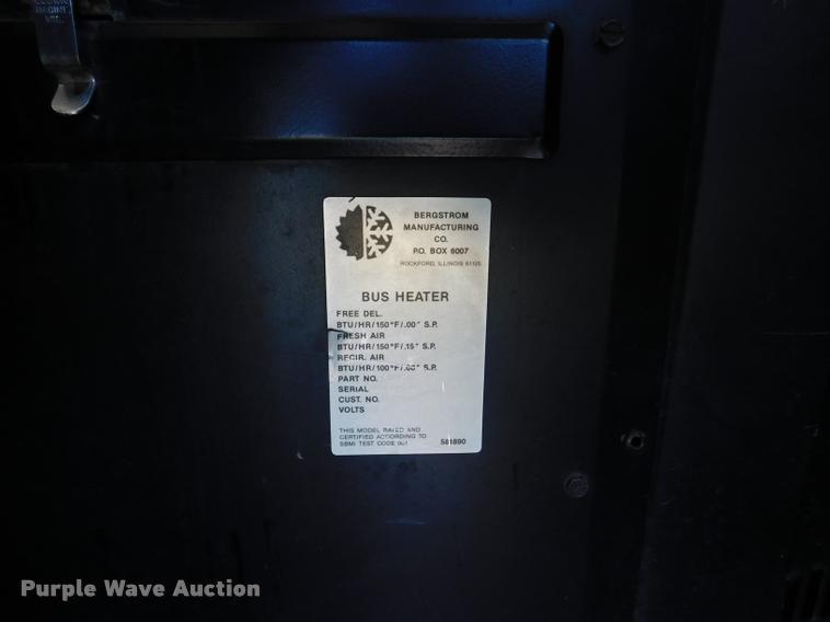 image for item DB9422 2002 Chevrolet B7 Blue Bird school bus