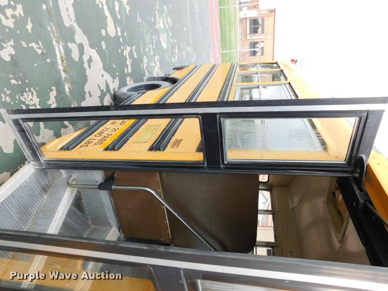 image for item DB9464 1996 Chevrolet G30 school bus