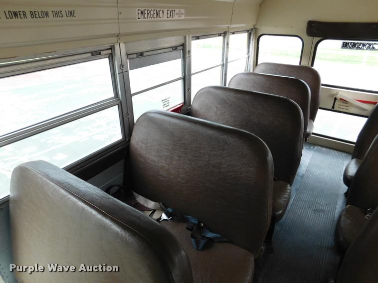 image for item DB9464 1996 Chevrolet G30 school bus