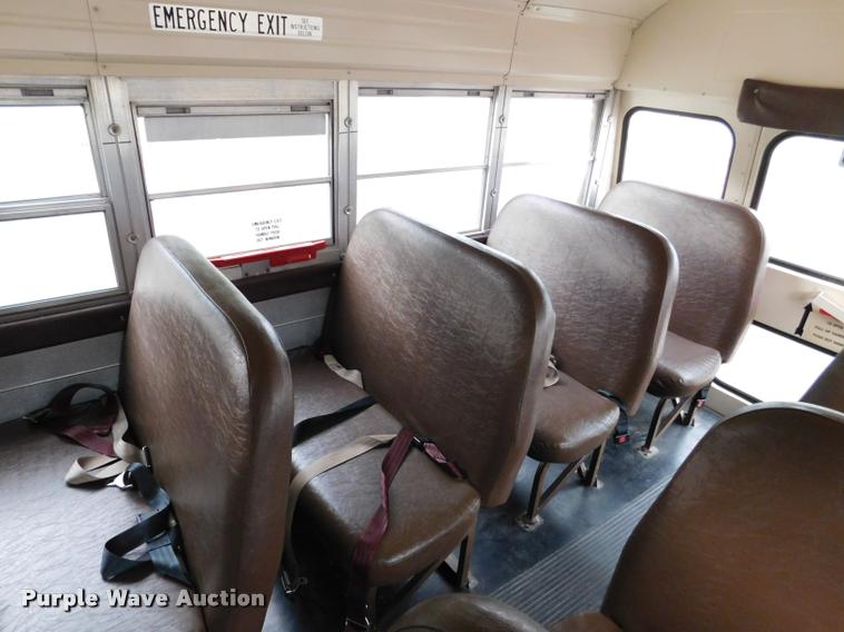 image for item DB9464 1996 Chevrolet G30 school bus