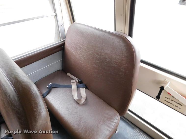 image for item DB9464 1996 Chevrolet G30 school bus