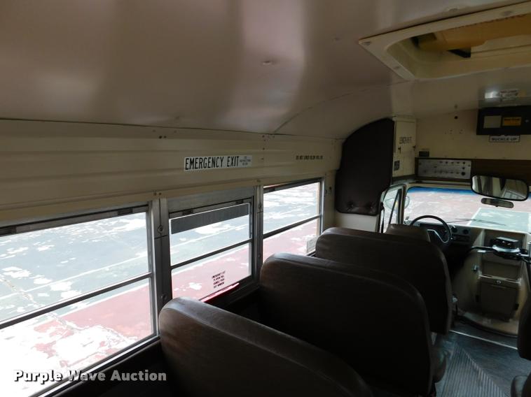 image for item DB9464 1996 Chevrolet G30 school bus