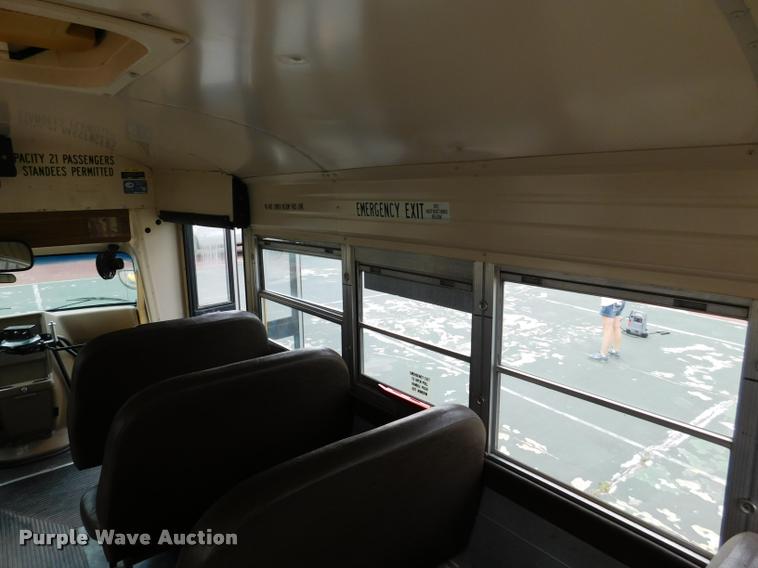 image for item DB9464 1996 Chevrolet G30 school bus