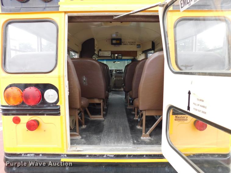 image for item DB9464 1996 Chevrolet G30 school bus