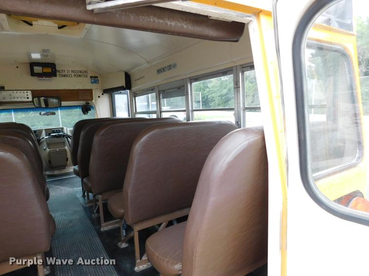 image for item DB9464 1996 Chevrolet G30 school bus