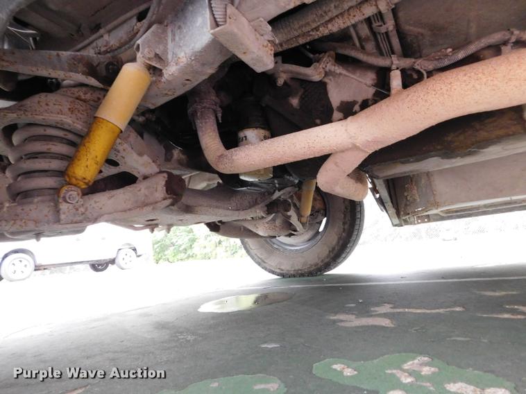 image for item DB9464 1996 Chevrolet G30 school bus