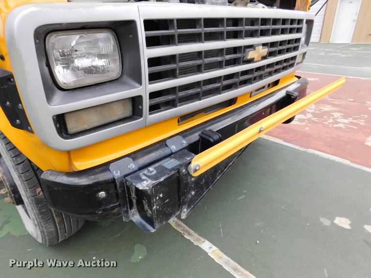 image for item DB9464 1996 Chevrolet G30 school bus