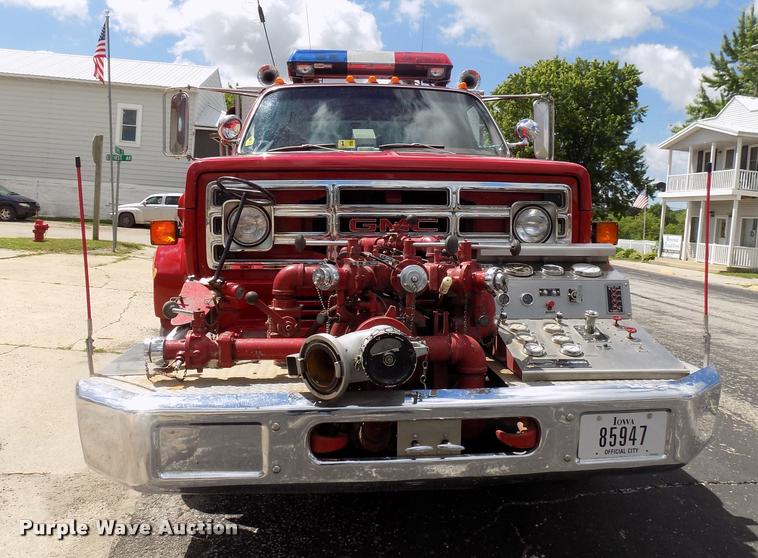 image for item DC4986 1980 GMC 7000 fire truck