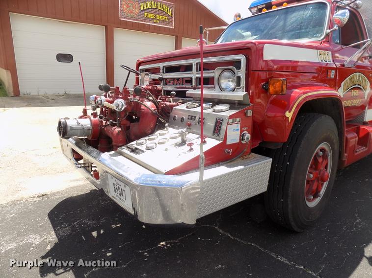 image for item DC4986 1980 GMC 7000 fire truck