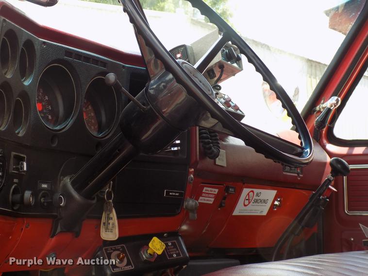 image for item DC4986 1980 GMC 7000 fire truck