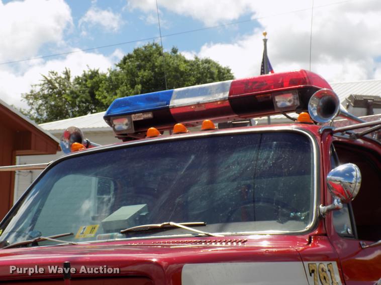 image for item DC4986 1980 GMC 7000 fire truck