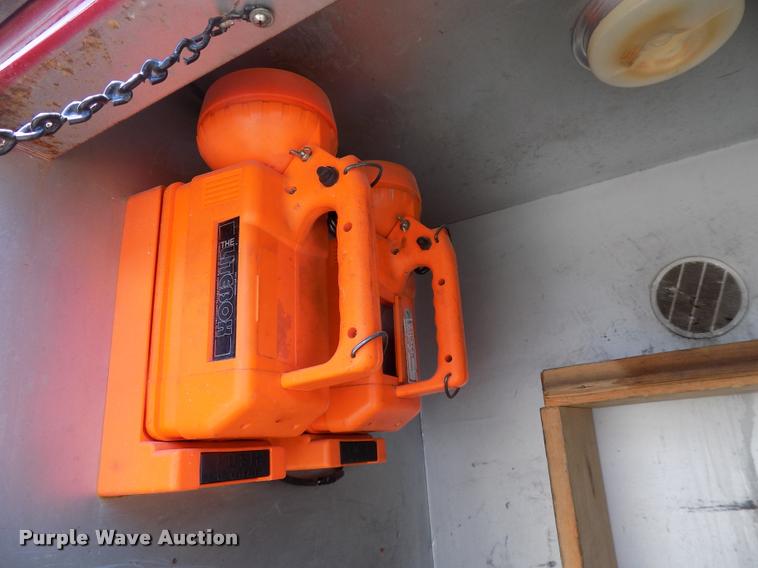 image for item DC4986 1980 GMC 7000 fire truck