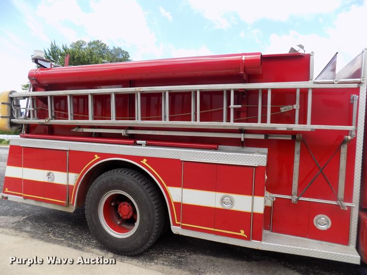 image for item DC4986 1980 GMC 7000 fire truck