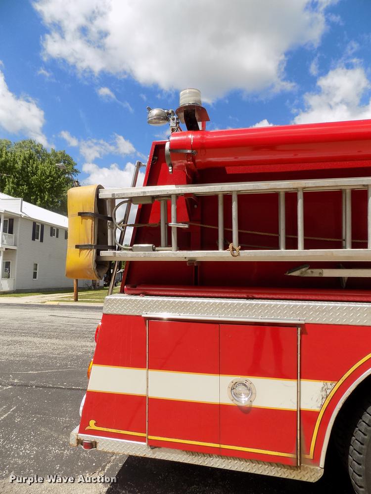 image for item DC4986 1980 GMC 7000 fire truck