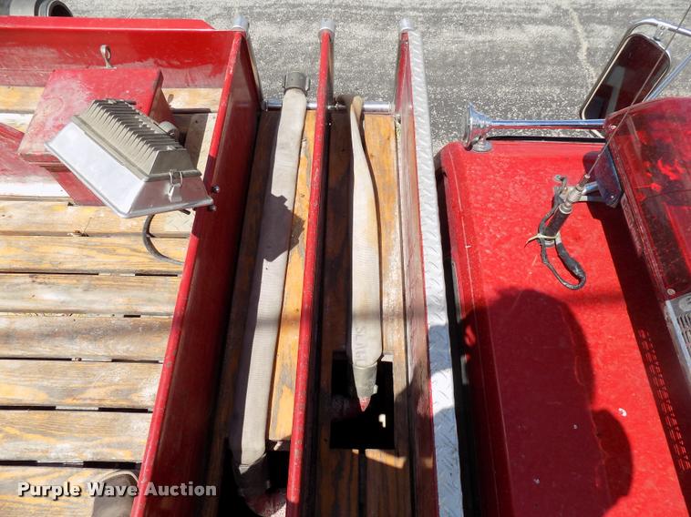 image for item DC4986 1980 GMC 7000 fire truck