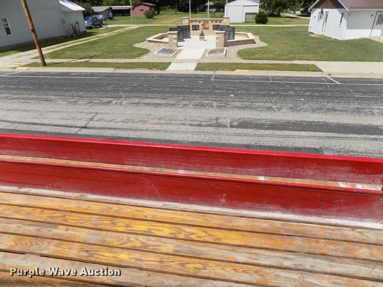 image for item DC4986 1980 GMC 7000 fire truck