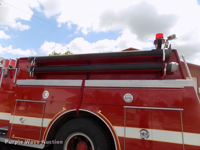 image for item DC4986 1980 GMC 7000 fire truck