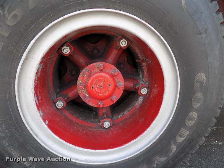 image for item DC4986 1980 GMC 7000 fire truck