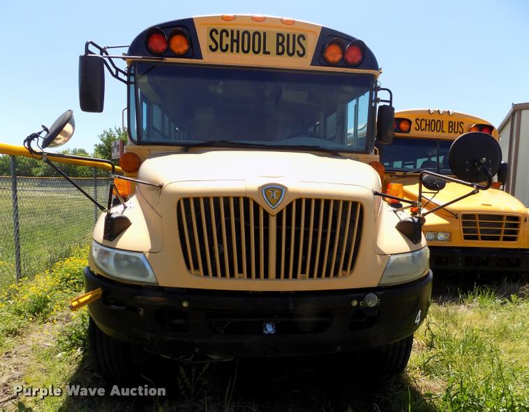 image for item DC7228 2007 International CE school bus