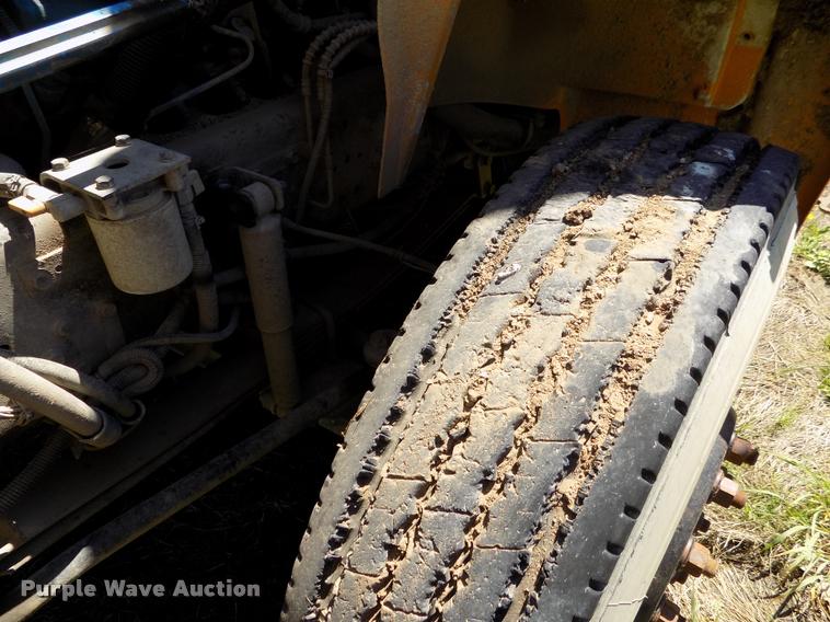 image for item DC7228 2007 International CE school bus