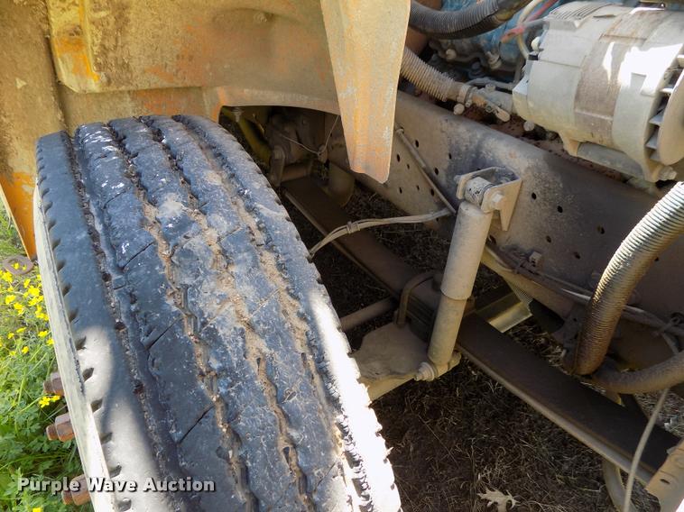 image for item DC7228 2007 International CE school bus