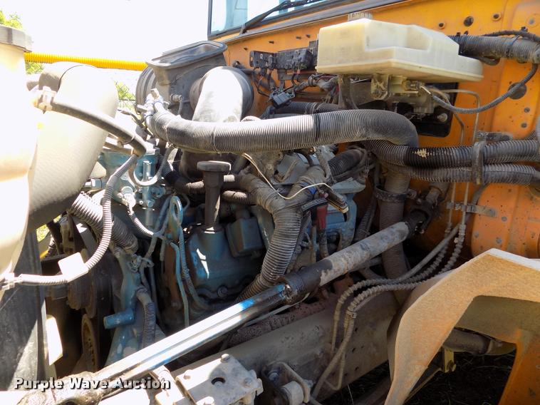 image for item DC7228 2007 International CE school bus