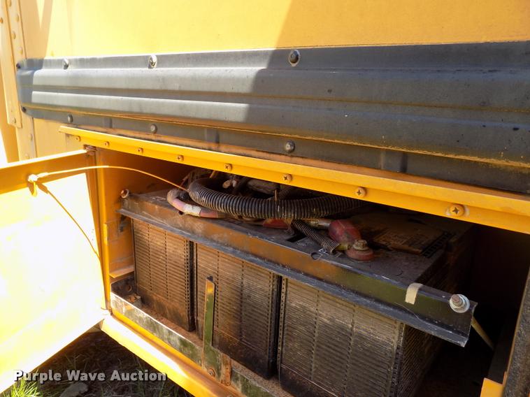 image for item DC7228 2007 International CE school bus