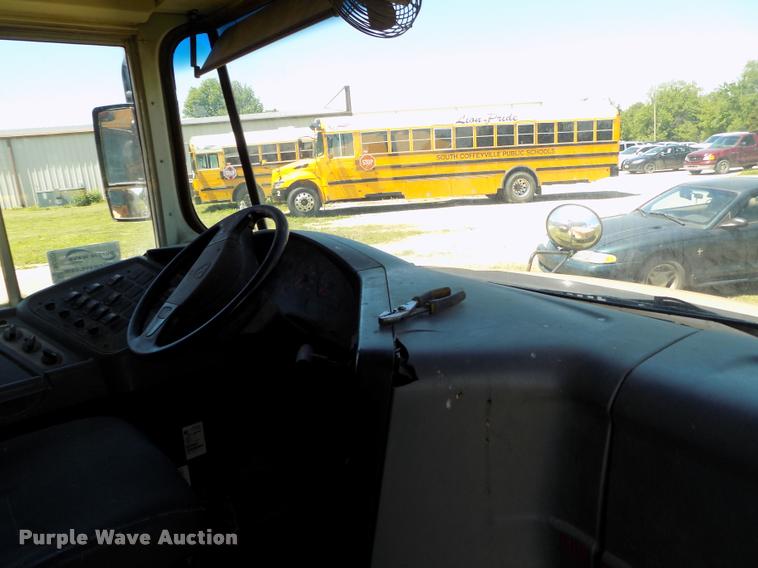 image for item DC7228 2007 International CE school bus