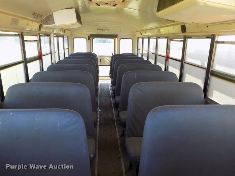 image for item DC7228 2007 International CE school bus