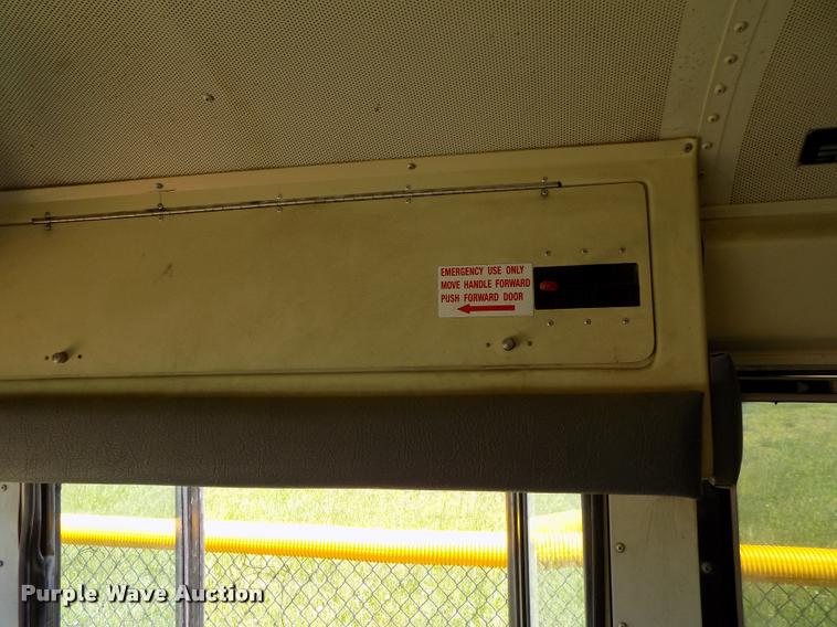 image for item DC7228 2007 International CE school bus