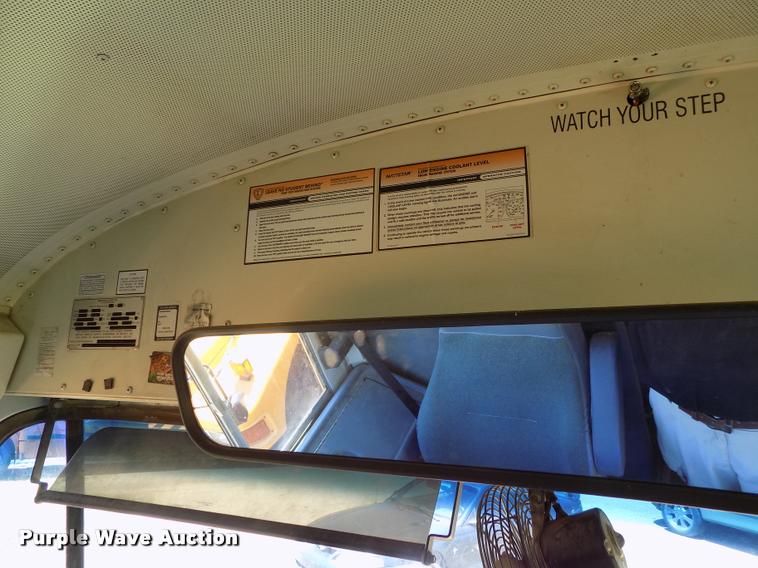 image for item DC7228 2007 International CE school bus