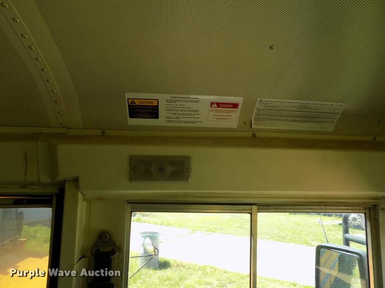 image for item DC7228 2007 International CE school bus