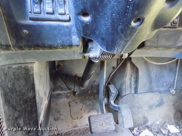 image for item DC7228 2007 International CE school bus