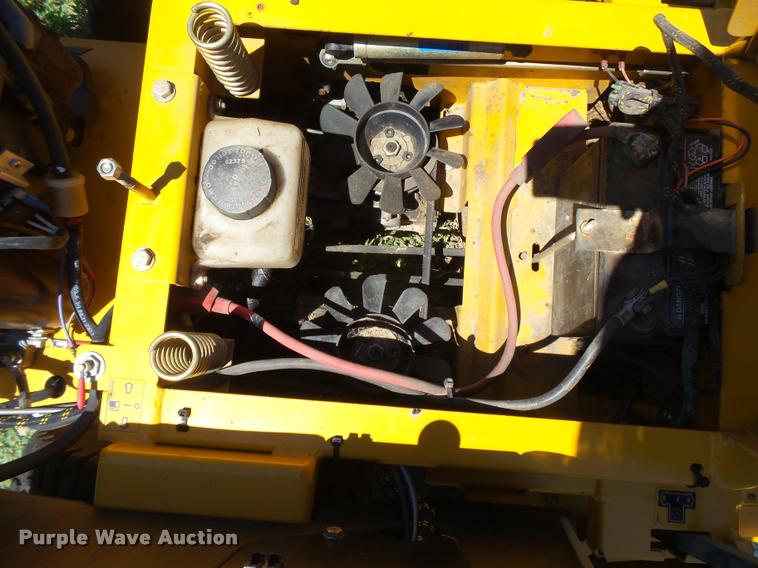 image for item DE9076 Hustler Mini Z ZTR lawn mower