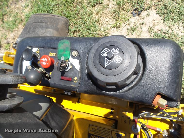 image for item DE9076 Hustler Mini Z ZTR lawn mower