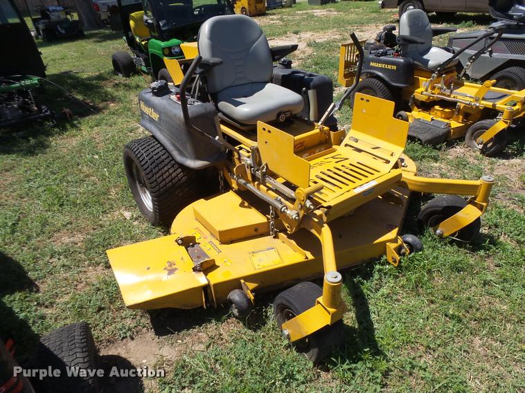 image for item DE9077 Hustler Super Z ZTR lawn mower