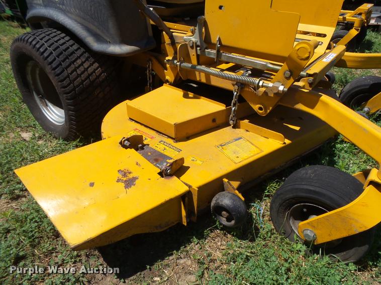 image for item DE9077 Hustler Super Z ZTR lawn mower