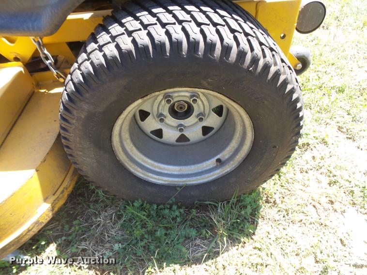image for item DE9077 Hustler Super Z ZTR lawn mower
