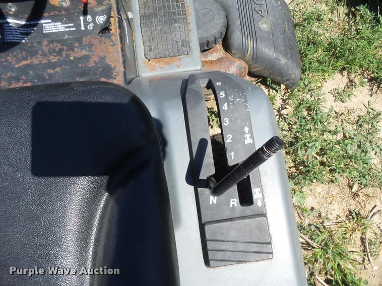 image for item DE9080 (2) Craftsman lawn mowers