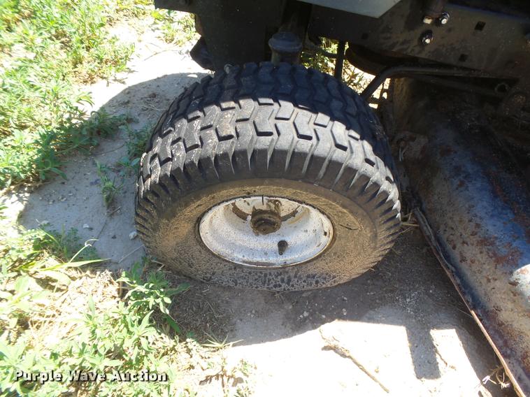 image for item DE9080 (2) Craftsman lawn mowers