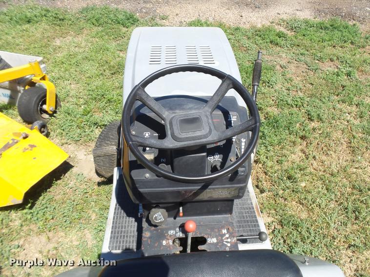 image for item DE9080 (2) Craftsman lawn mowers