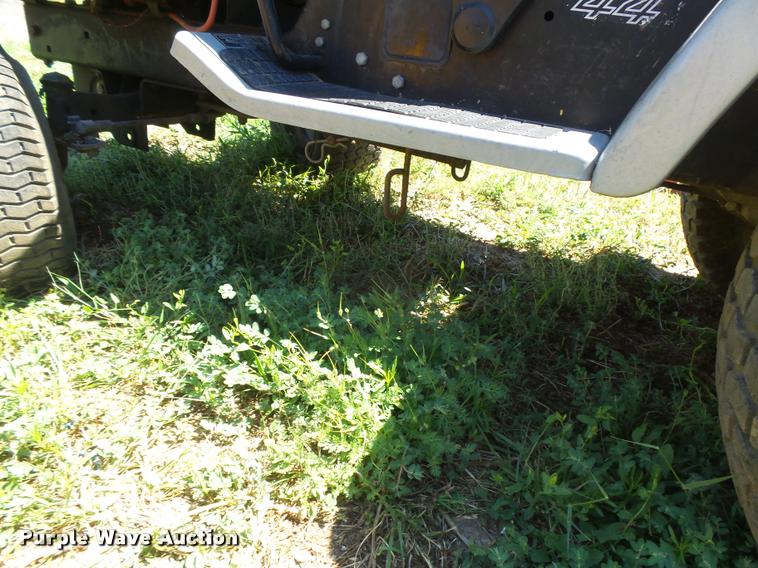 image for item DE9080 (2) Craftsman lawn mowers