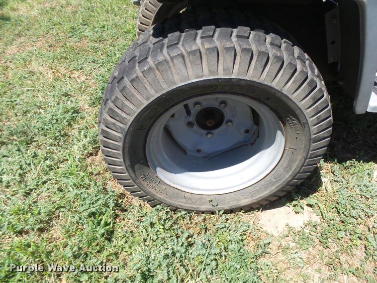 image for item DE9080 (2) Craftsman lawn mowers