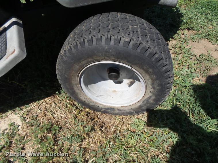 image for item DE9080 (2) Craftsman lawn mowers