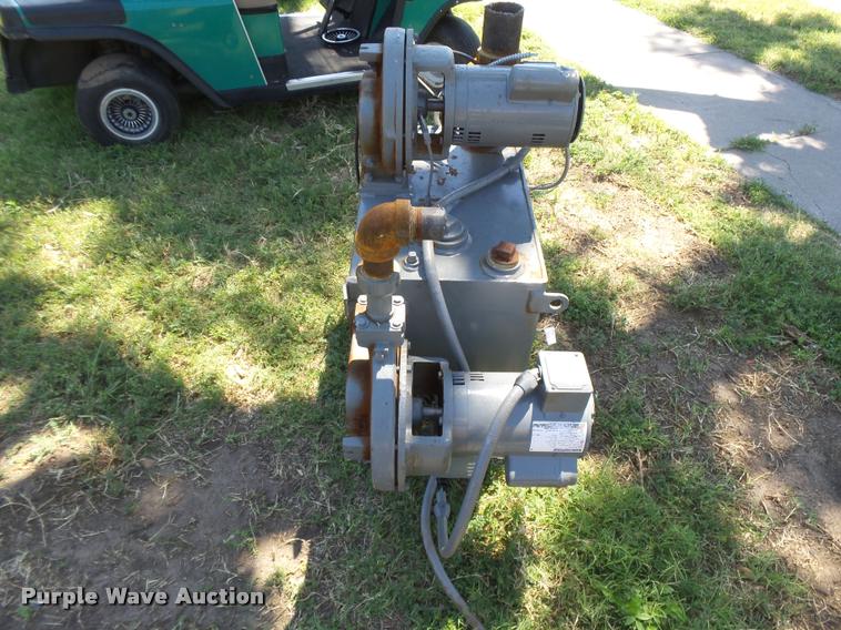 image for item DE9082 Lawn and garden equipment